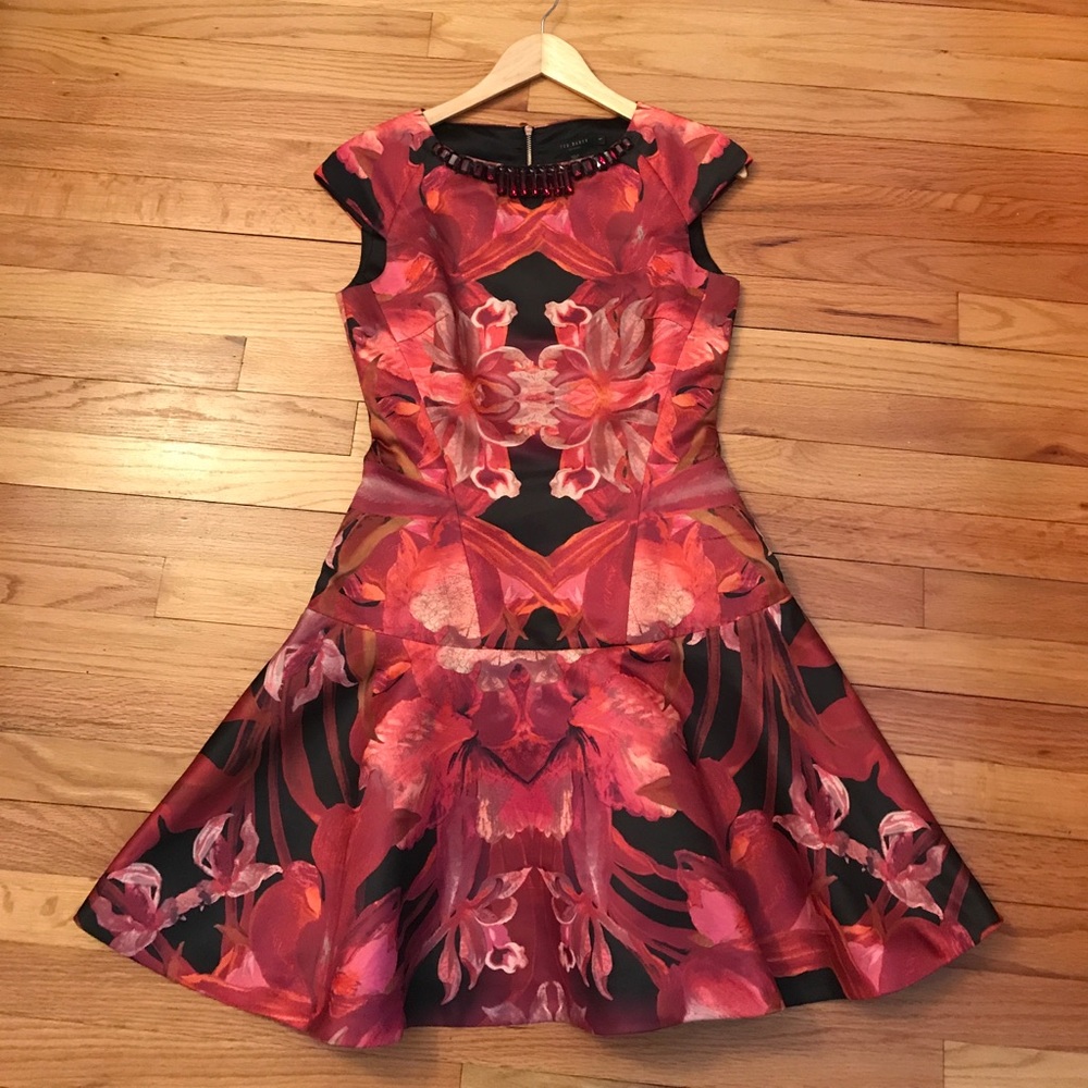 Ted Baker Size 1 cocktail dress red
